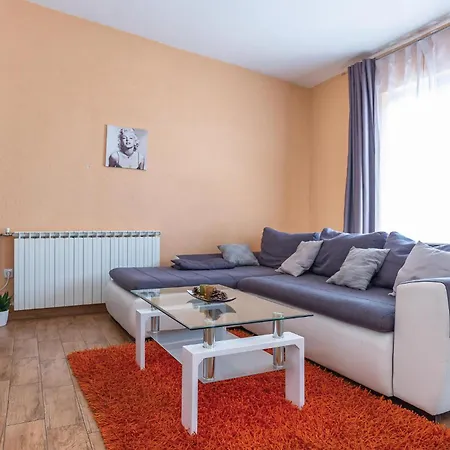 Two-bedroom With Sea View In