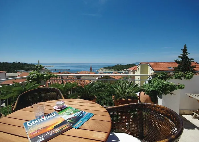 Apartament Two-bedroom With Sea View In *