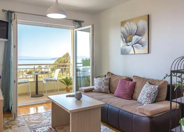 Two-bedroom With Sea View In * Makarska