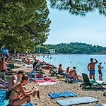 Two-bedroom With Sea View In Apartamento