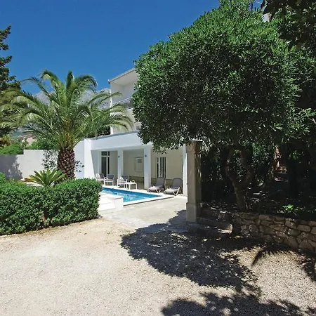 Two-bedroom With Sea View In