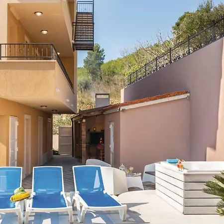 Two-bedroom With Sea View In