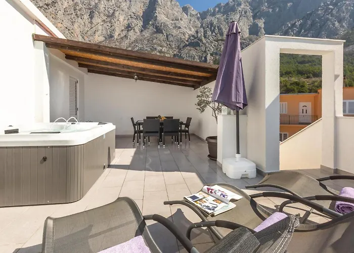 Apartment Two-bedroom With Sea View In *