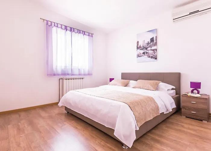 Two-bedroom With Sea View In Apartment