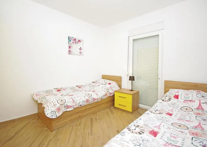 Two-bedroom With Sea View In