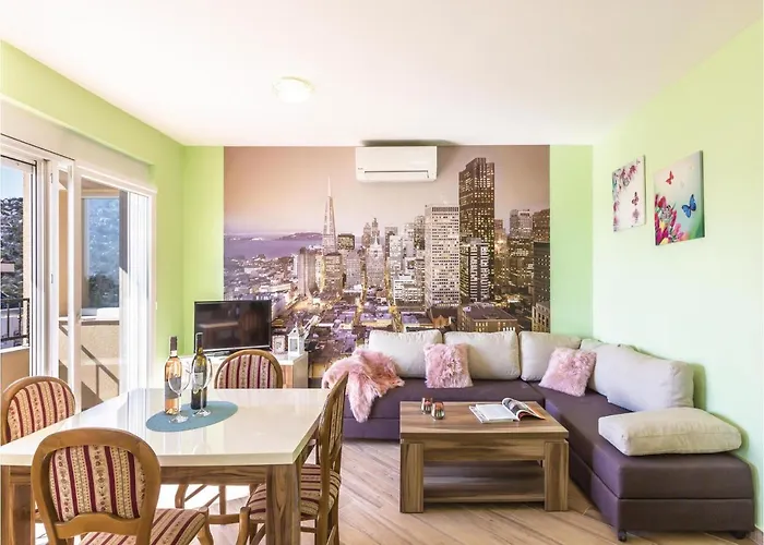 Apartment Two-bedroom With Sea View In *