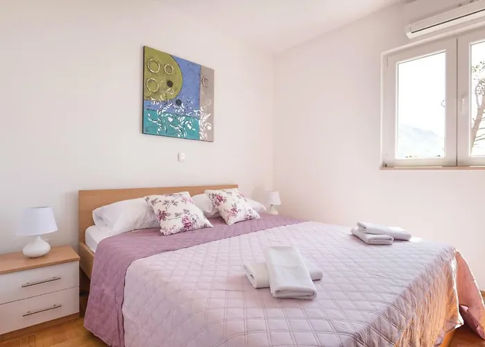 Apartment Two-bedroom With Sea View In *