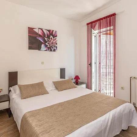 Two-bedroom With Sea View In